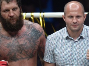 MMA cīkstonis Aleksandrs Jemeļjaņenko izlaists no cietuma