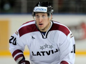 Pečuram piespēle, Ozolam pirmās soda minūtes sezonā