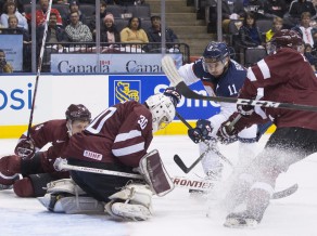 Latvijas U20 izlasei smaga izdzīvošanas cīņa pret pasaules čempioni