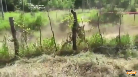 Video: Skatītāju nofilmētās avārijas Dakaras rallija pirmajos ātrumposmos