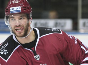 "Dinamo" izlaiž 3:0 pārsvaru, uzvar bullīšos, bet zaudē teorētiskas izredzes