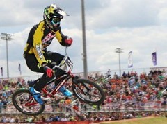 Štrombergs jauno sezonu sāk ar uzvaru "Gator Nationals" sacensībās ASV