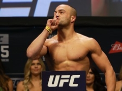 Bijušais UFC čempions Alvaress maijā cīnīsies ar Porjē