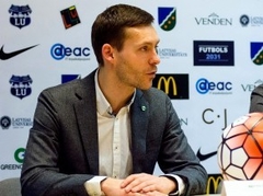 Mihelsons kaunina par narkomānu Latvijas izlasē, RFS filozofē par stulbumu