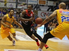 Štelmahera "Czarni Słupsk" paliek bez Polijas godalgām, Kuksikam 12 un netrāpīts uzvaras metiens