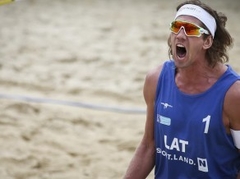 Samoilovom un Šmēdiņam divas uzvaras Bādenē un vieta 1/4 finālā