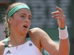 Ostapenko nenosargā pārsvaru un zaudē Kontai