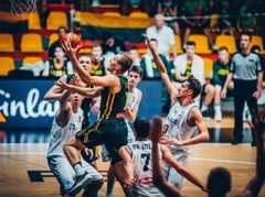 Veļičkas "triple-double" ieved Lietuvas U18 izlasi Eiropas pusfinālā