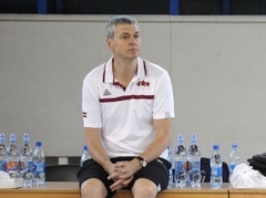 Bagatskis: "Brīžiem šķiet, ka mēs varētu spēlēt NBA. Brīžiem, ka vispār jābeidz"