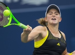 Ostapenko sasniedz Toronto dubultspēļu ceturtdaļfinālu