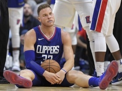 "Clippers" pirmais zaudējums, Kazinsam "triple-double" uzvarā pār "Cavs"