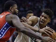 Adetokunbo 31+18+6, "Celtics" izbraukumā uzvar ar viena punkta pārsvaru