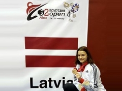 Tarvida pārspēj olimpisko vicečempioni un triumfē Āfrikā