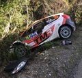 Foto: Lēba un citu WRC pilotu avarējušās mašīnas Korsikas rallijā