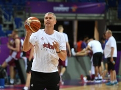 Bagatskis seko Feldmanim un arī strādās NBA vasaras līgā