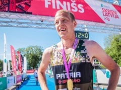 Bērziņš un Ažušele uzvar Ventspils Piedzīvojumu parka maratonā