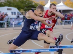 Sinčukovs uzvar priekšskrējienā un iekļūst pusfinālā