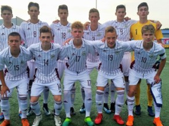 Latvijas U17 futbolisti izcīna pirmo uzvaru pārbaudes turnīrā Ukrainā