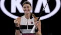 Kvitova un Kolinsa sasniedz pusfinālu, Halepa zaudē pirmo vietu