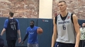 Video: Porziņģis aizvada pirmo treniņu kopā ar "Mavericks"