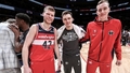 Liedz pieeju NBA un NHL ģērbtuvēm, īpašnieki lems par spēlēšanu bez skatītājiem