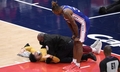 NBA fanu incidenti turpinās ar ''Wizards'' līdzjutēja uzskriešanu laukumā (+video)