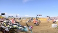 Video: MXGP kvalifikāciju aptur pēc masveida sadursmes un kritieniem startā