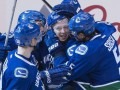 Ķēniņa pirmie play-off vārti sekmē "Canucks" uzvaru