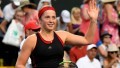 Ostapenko uzvar ''Miami Open'' pirmajā mačā Ungārijas labāko tenisisti