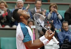 Tsonga, Ferrers un Almagro sasniedz 'French Open' ceturtdaļfinālu