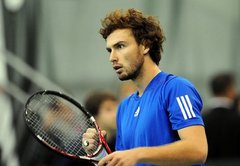 Gulbis aizvada ASV atklātā čempionāta pirmās kārtas maču