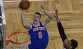 Porziņģa 20 punkti neglābj «Knicks» no zaudējuma Vašingtonas «Wizards»