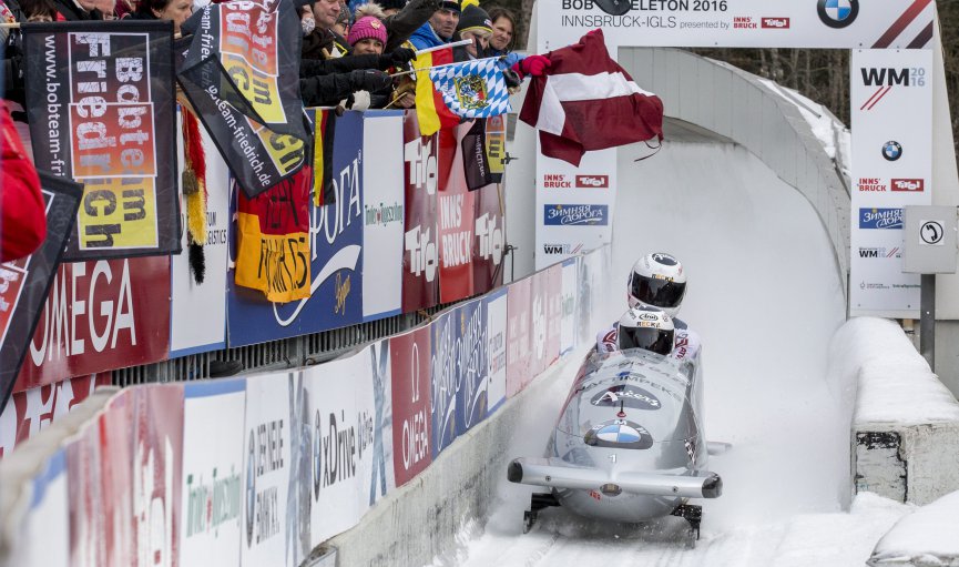 Nedēļas nagla sportā: Zīmīga atgriešanās bobslejistam Melbārdim un Martinam Dukuram skeletonā