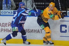 Jaroslavļas Lokomotiv izcīna piekto uzvaru pēc kārtas un kļūst par KHL līderiem