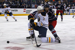 Girgensonam šonakt debijas mačs NHL