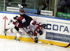 Hokejistam Ševčenko četras rezultatīvas piespēles ECHL turnīra spēlē