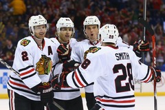 Čempioni Blackhawks un Ducks sasniedz Stenlija kausa otro kārtu