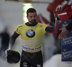 Martins Dukurs līderis arī pēc Pasaules kausa piektā posma pirmā brauciena