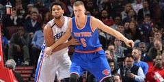 Ņujorkas Knicks pēc trešās ceturtdaļas uzvar 76ers, Porziņģim double-double