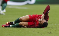 Ronaldu pēc kreisā ceļgala saišu sastiepuma treniņus varētu atsākt pēc mēneša