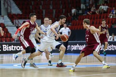 Latvijas U-20 basketbolisti nenotur 23 punktu pārsvaru, zaudē ukraiņiem