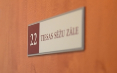Medicīnas māsai piespriež divarpus gadu cietumsodu par nejaušu bērna nonāvēšanu, sajaucot medikamentus