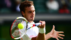 Gulbis dramatiskā cīņā zaudē Janovičam