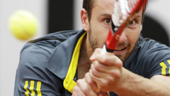 Gulbis pārliecinoši iekļūst «Roland Garros» otrajā kārtā