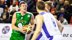 «Valmiera» pārtrauc «Jūrmala»'/«Fēnikss» basketbolistu 12 uzvaru sēriju