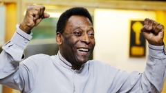 Pele: Futbolistiem nav jāreaģē uz rasistiskiem aizvainojumiem