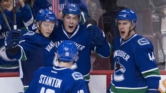 Ķēniņa vārti palīdz «Canucks» izcīnīt graujošu uzvaru!