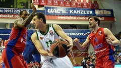 Blūma «Panathinaikos» cieš smagu zaudējumu Eirolīgas pirmajā 1/4 fināla spēlē