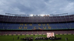 "Barcelona" uz vēlāku laiku atliek atgriešanos "Camp Nou" stadionā