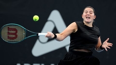 Ostapenko neiekļūst Adelaidas "WTA 500" turnīra ceturtdaļfinālā